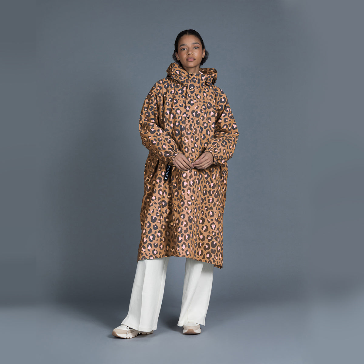 PAIKKA PONCHO HUMAN BEIGE LEOPARD